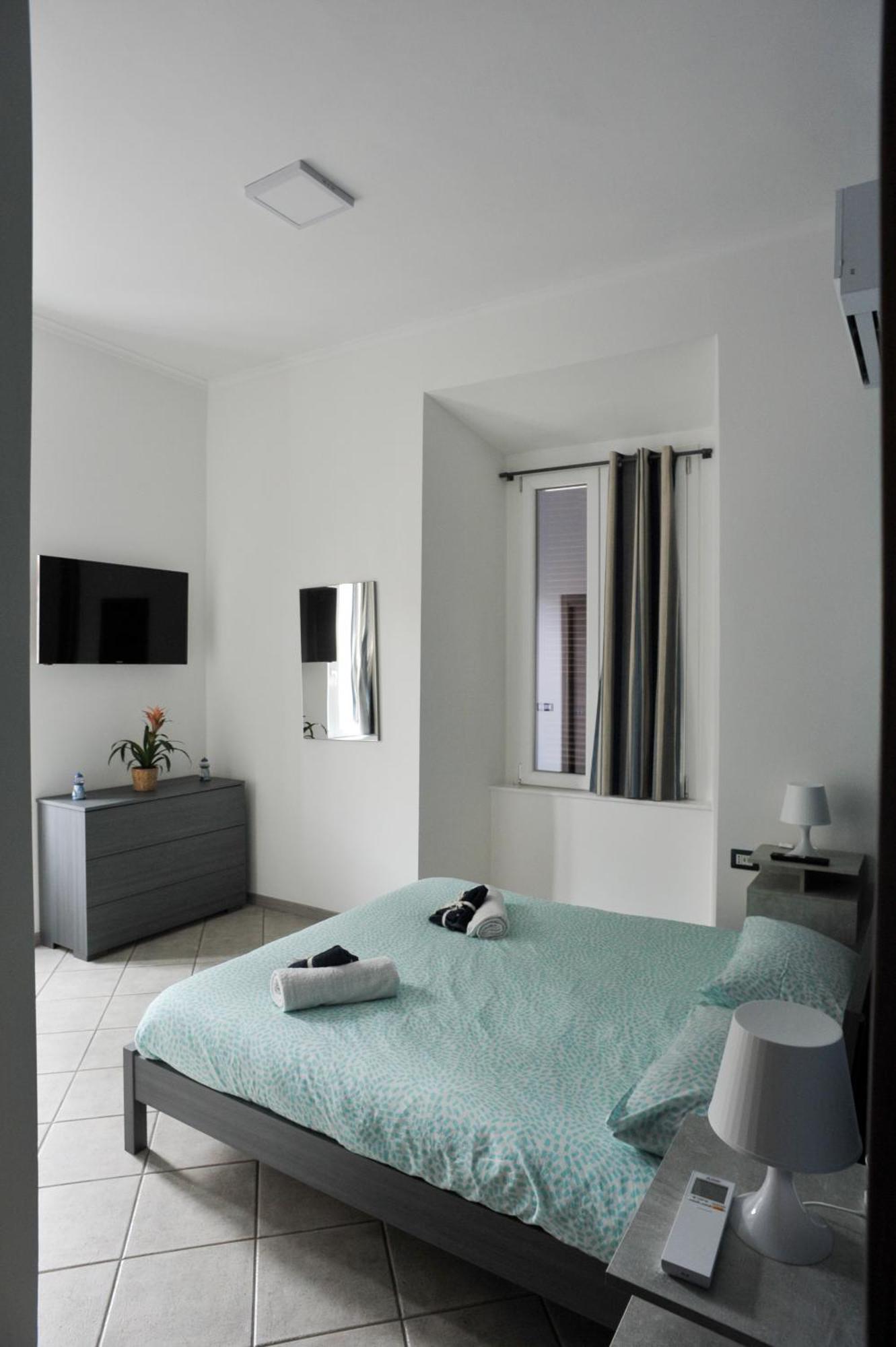 In Center Apartaments Salernes Extérieur photo